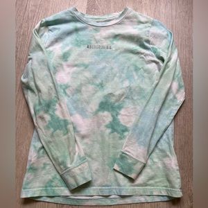 Abercrombie long sleeve size 11/12 smoke free home . $8